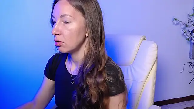 Snapshot of Brandy_Gem chatting on 06/27/26, 07:35 Brandy Gem online show from 06/27/26, 07:35