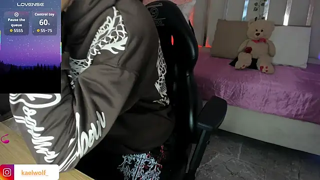 kaelwolf tay online show from 02/07/26, 07:17