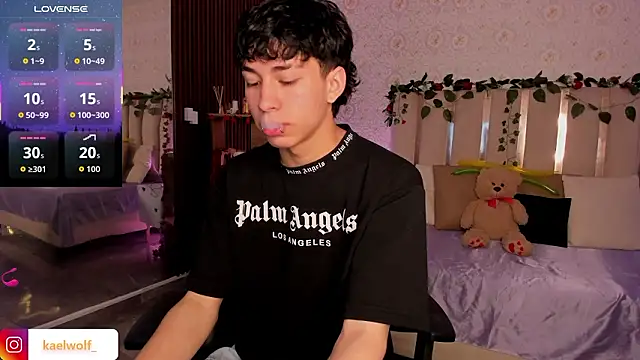 kaelwolf tay online show from 02/10/26, 06:56