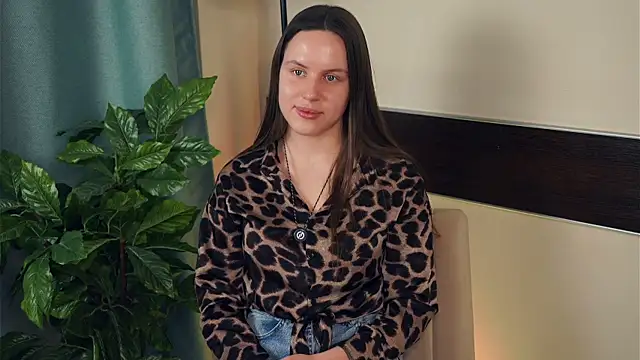 Snapshot of SanoraVillnave chatting on 11/25/25, 07:30 SanoraVillnave online show from 11/25/25, 07:30