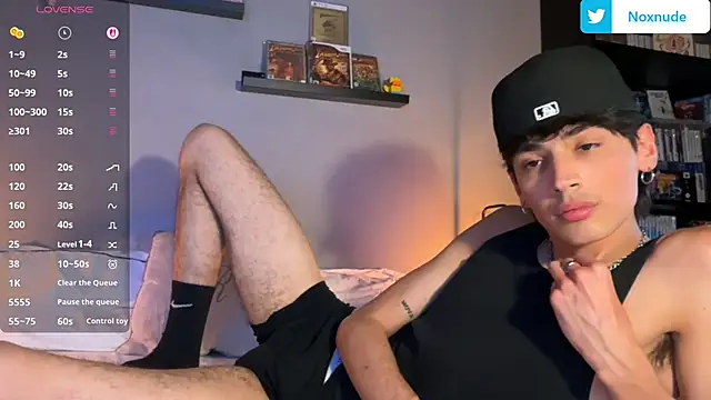 Snapshot of noxnude chatting on 02/08/26, 11:52 noxnude online show from 02/08/26, 11:52