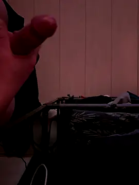 Snapshot of klkmam chatting on 11/25/25, 03:56 klkmam online show from 11/25/25, 03:56