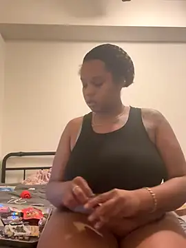 Goldenmami online show from 12/02/25, 05:24