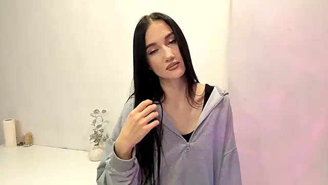 Beautyofnlka online show from 11/24/25, 01:00