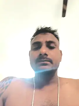 Snapshot of aryaaap chatting on 11/24/25, 05:29 aryaaap online show from 11/24/25, 05:29