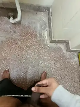 Snapshot of ray_buny chatting on 12/02/25, 08:15 ray buny online show from 12/02/25, 08:15