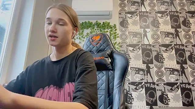 helgicuteness online show from 01/11/26, 10:31