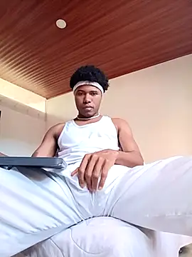 man black hot24 online show from 01/11/26, 12:54