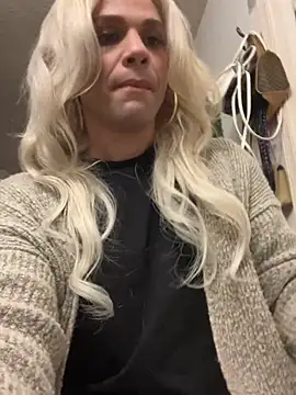 Snapshot of Babyboobabybye08 chatting on 02/25/26, 05:39 Babyboobabybye08 online show from 02/25/26, 05:39