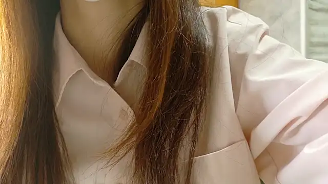  NATSUMI online show from 11/26/25, 02:40