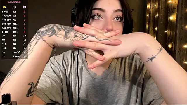 Snapshot of Meowluly chatting on 02/02/26, 09:24 Meowluly online show from 02/02/26, 09:24