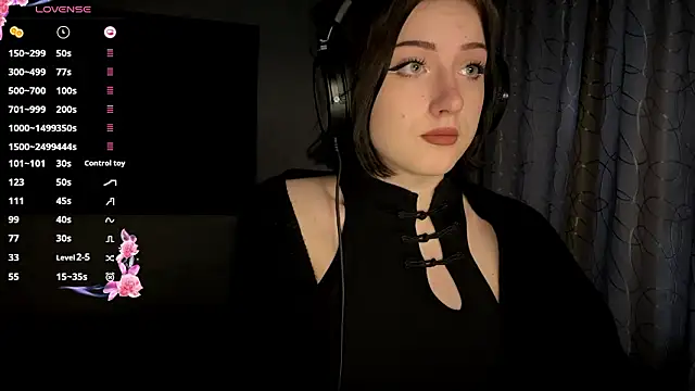 Snapshot of Meowluly chatting on 03/16/26, 10:03 Meowluly online show from 03/16/26, 10:03