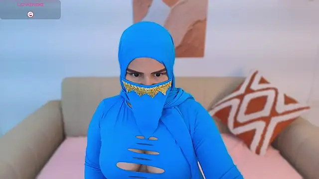 Mayraa arabelle online show from 11/26/25, 03:57