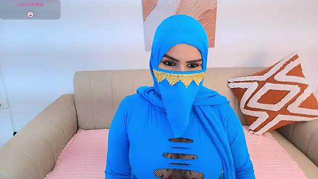 Mayraa arabelle online show from 11/29/25, 04:10