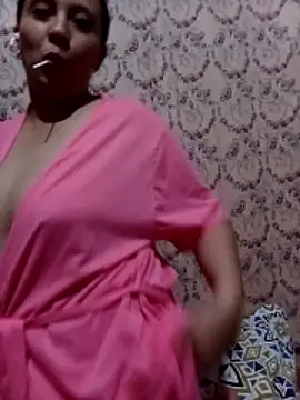 sexymaxine15 online show from 11/27/25, 05:37