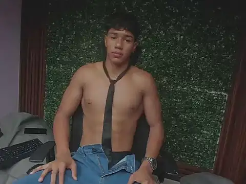 Snapshot of damon_sw chatting on 12/04/25, 07:00 damon sw online show from 12/04/25, 07:00