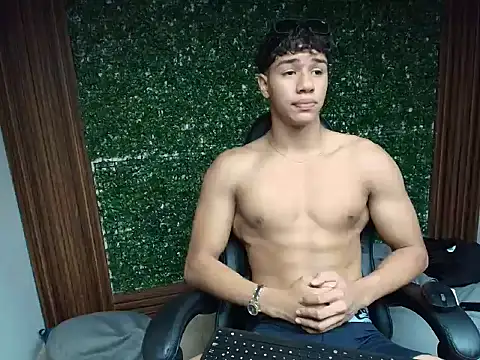 Snapshot of damon_sw chatting on 12/15/25, 05:50 damon sw online show from 12/15/25, 05:50