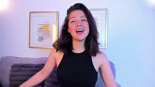 Skyy bloom online show from 03/23/26, 04:00