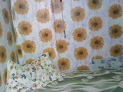 Smilinglovely online show from 03/16/26, 06:23