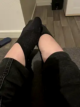 Blue-Coxy online show from 11/24/25, 06:40