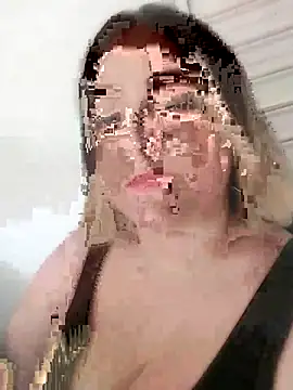 sexy aurora ourdoors online show from 11/24/25, 07:46