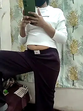 Snapshot of Siya499 chatting on 11/28/25, 06:16 Siya499 online show from 11/28/25, 06:16