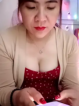 Lily-ross22 online show from 03/11/26, 05:02