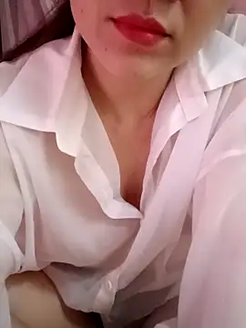 Lily-ross22 online show from 04/20/26, 07:04