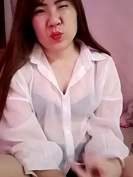 Lily-ross22 online show from 04/22/26, 05:58