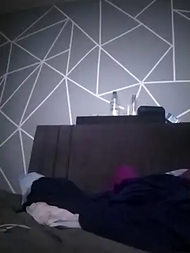 Reynpau19 online show from 11/27/25, 06:26