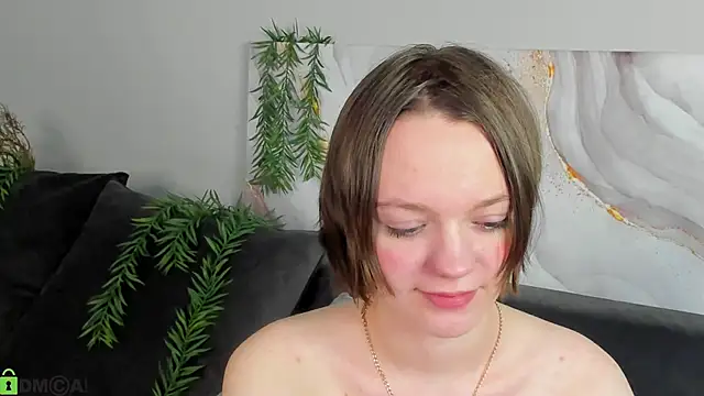 Olivia Riesz online show from 04/21/26, 01:07