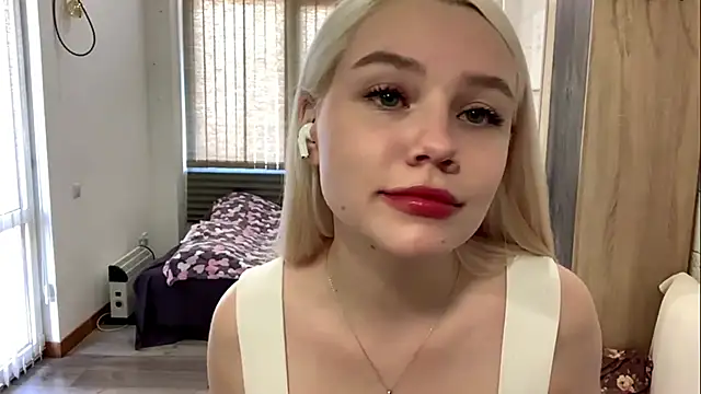 MistikMinx online show from 11/27/25, 12:07