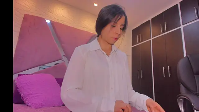 sol-angel online show from 06/12/26, 04:06