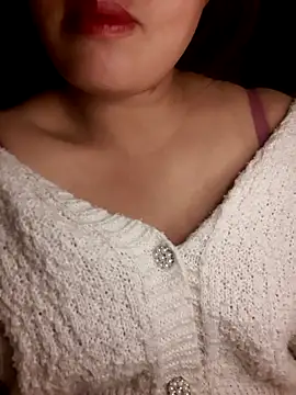 mai-mai-97 online show from 12/17/25, 04:46