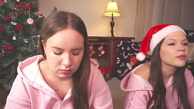 VirginiaRowe online show from 12/21/25, 01:29