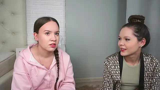 VirginiaRowe online show from 01/07/26, 01:13