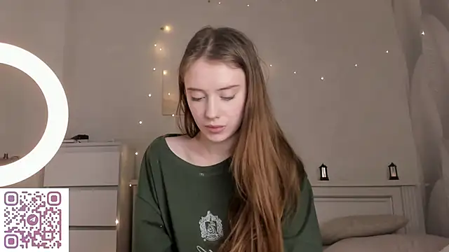 AmyForYouu online show from 12/13/25, 09:09