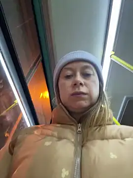 Brooke lover online show from 04/01/26, 07:00