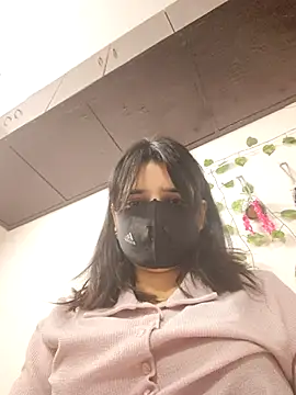 Snapshot of Sexolinaa chatting on 05/09/26, 02:44 Sexolinaa online show from 05/09/26, 02:44