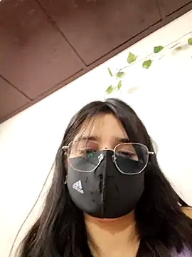 Snapshot of Sexolinaa chatting on 05/23/26, 01:37 Sexolinaa online show from 05/23/26, 01:37