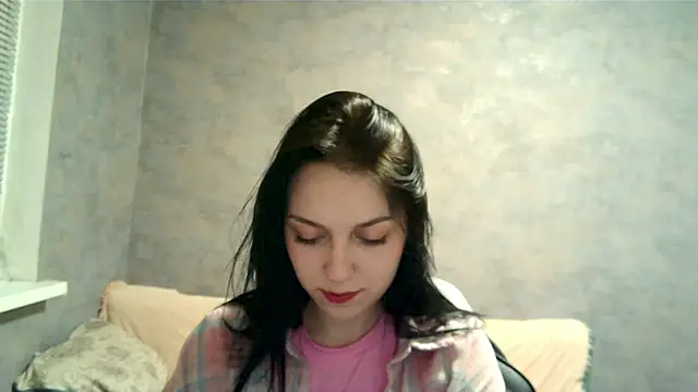 Snapshot of GlibRasher chatting on 11/30/25, 08:13 GlibRasher online show from 11/30/25, 08:13