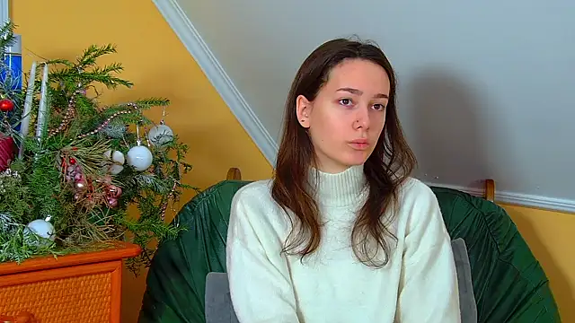 LilyLanes online show from 12/22/25, 06:54