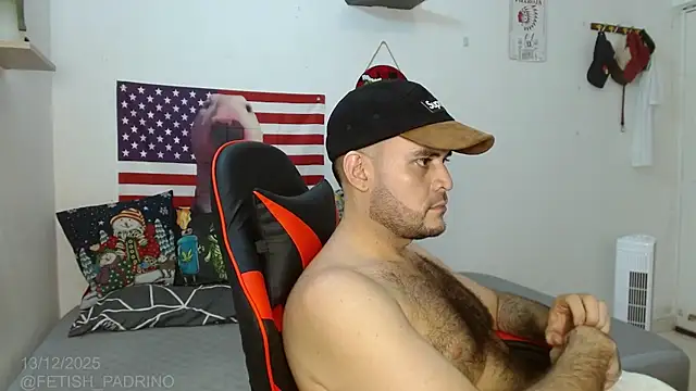 holegape online show from 12/14/25, 12:16