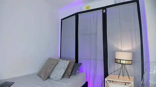 niicole steele  online show from 01/07/26, 07:05