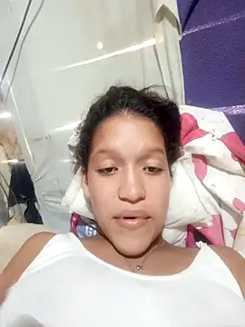 Snapshot of rachelbunny_and_kevin chatting on 12/02/25, 05:08 rachelbunny and kevin online show from 12/02/25, 05:08