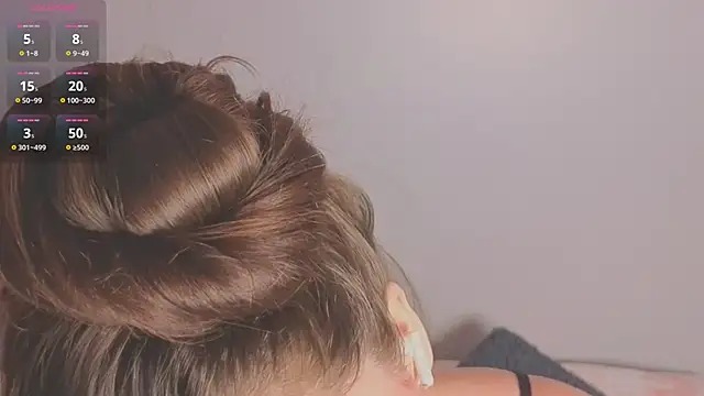 Snapshot of amyvans_ chatting on 01/17/26, 08:45 amyvans online show from 01/17/26, 08:45