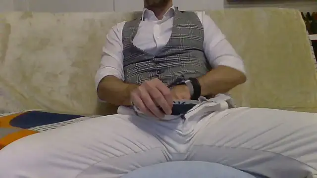 Eroshotlicker online show from 02/25/26, 09:46