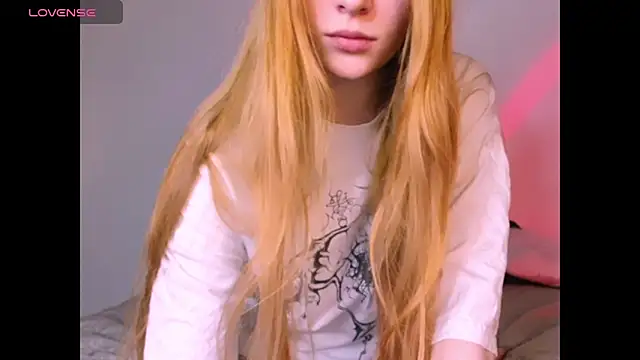 Snapshot of _Milana_Sparkl75_ chatting on 02/03/26, 02:53 Milana Sparkl75 online show from 02/03/26, 02:53