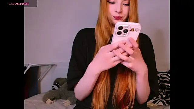 Snapshot of _Milana_Sparkl75_ chatting on 03/03/26, 09:31 Milana Sparkl75 online show from 03/03/26, 09:31