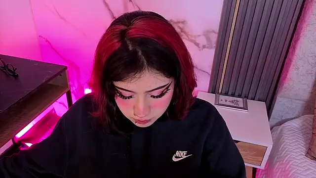 Snapshot of Kattie_sweet1 chatting on 02/19/26, 01:07 Kattie sweet1 online show from 02/19/26, 01:07